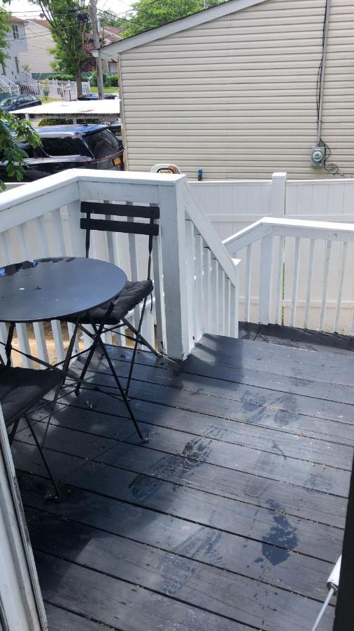 Cozzy Room With Private Entrance And Drive Way New York Eksteriør billede